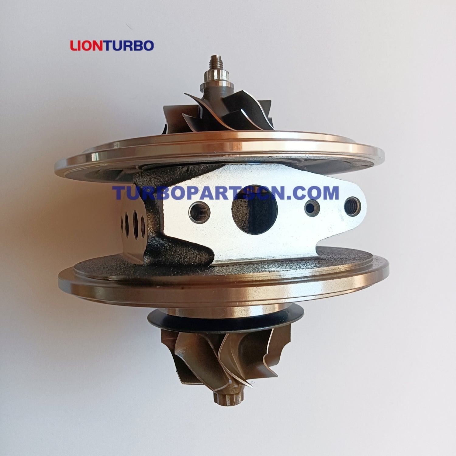 Turbocharger turbo CHRA cartridge GT2052V 724639 705954 water cooled for NISSAN Terrano 3.0L